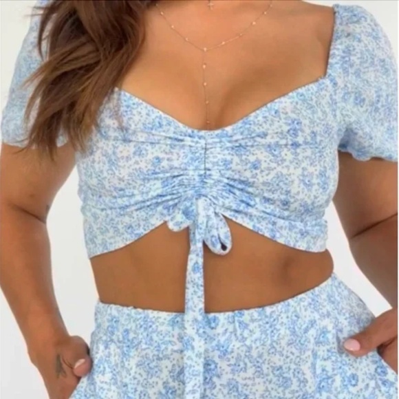 RESA Bella Crop Top in Meadow - Picture 14 of 14